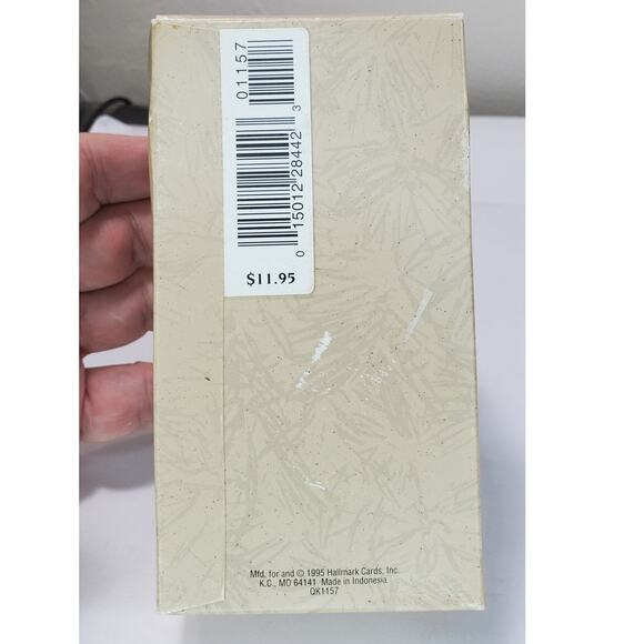 Vintage 1995 Hallmark Keepsake Ornament All is Bright Collection Gentle Lullaby - Picture 6 of 6